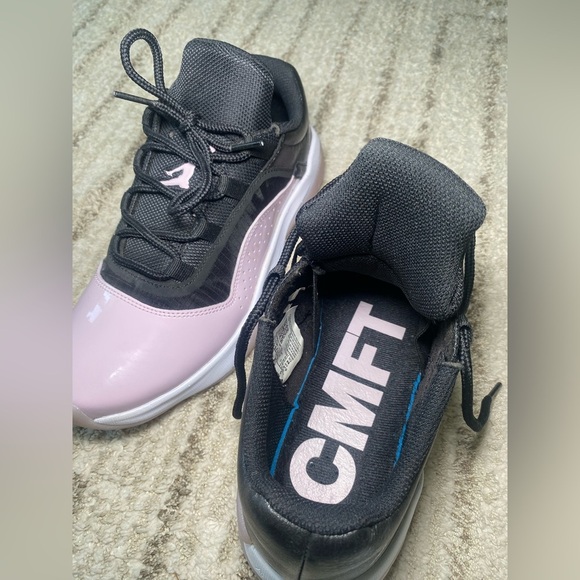 Women’s Air Jordan 11 CMFT Low Black and Lavender Sneakers Size 9 - Picture 8 of 11